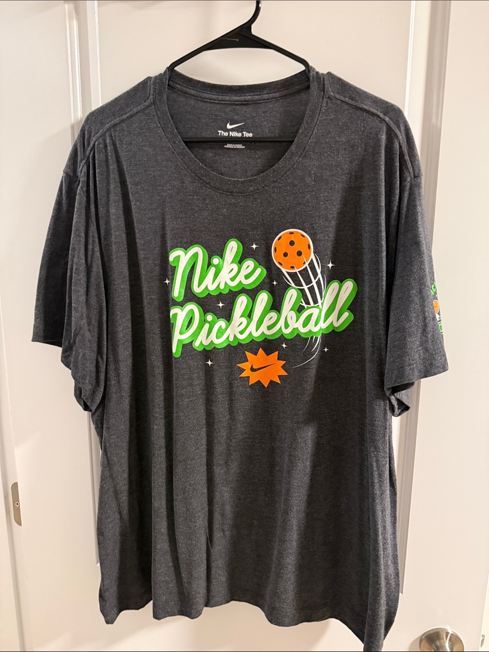 🥳 5 for $25 BUNDLE Nike Men's Charcoal Gray Pickleball Graphic Tee